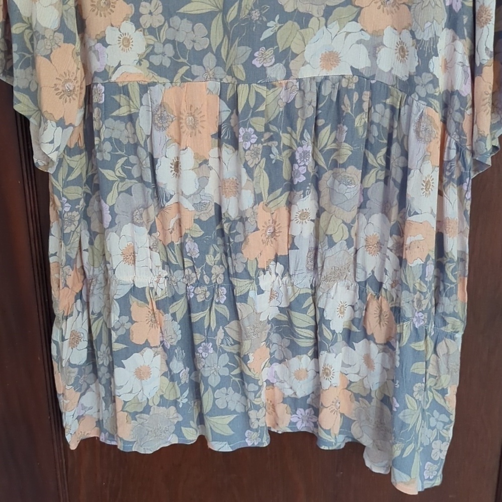 AndTheWhy Short Sleeve Flowy Babydoll Cottagecore Floral Blouse Size Large - Picture 3 of 7